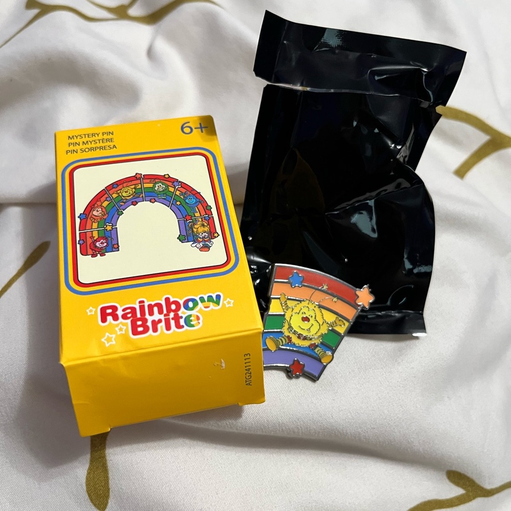Loungefly Rainbrow Brite YELLOW SPRITE Puzzle Pin New Open Box